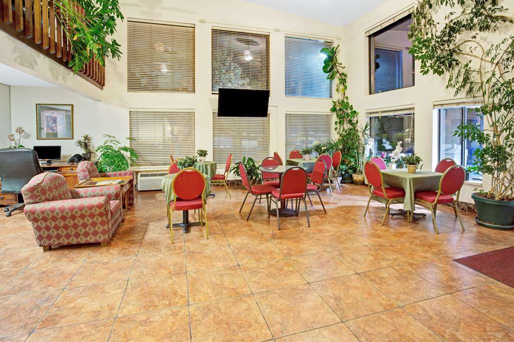 Hotel Super 8 By Wyndham Longmont/Twin Peaks Intérieur photo